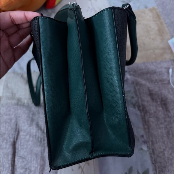 GUESS Black and Dark Green Satchel